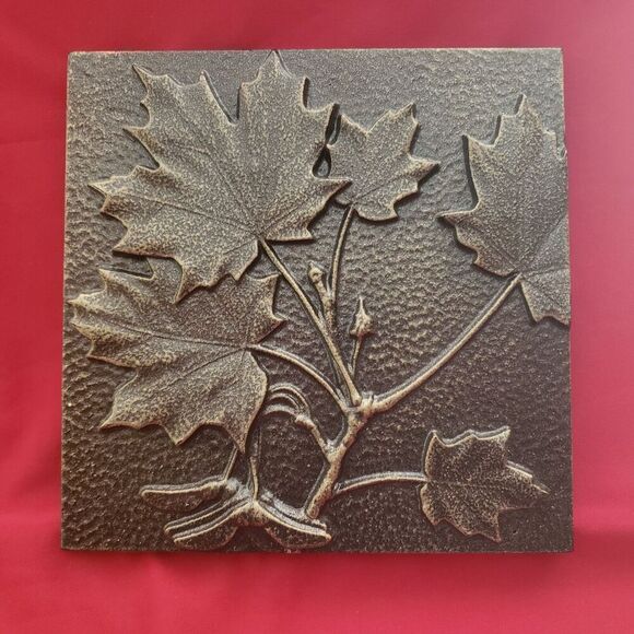 Maple Leaf Metal Wall Tile Plaque - Picture 1 of 5